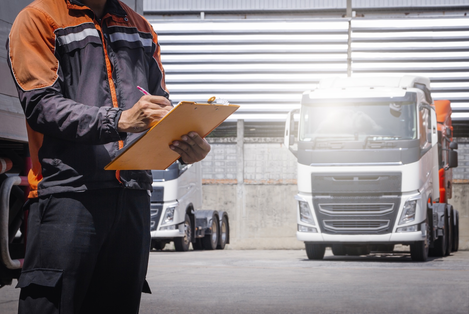 Transforming Fleet Operations: The Enterprise Shift from Traditional to Modern Management